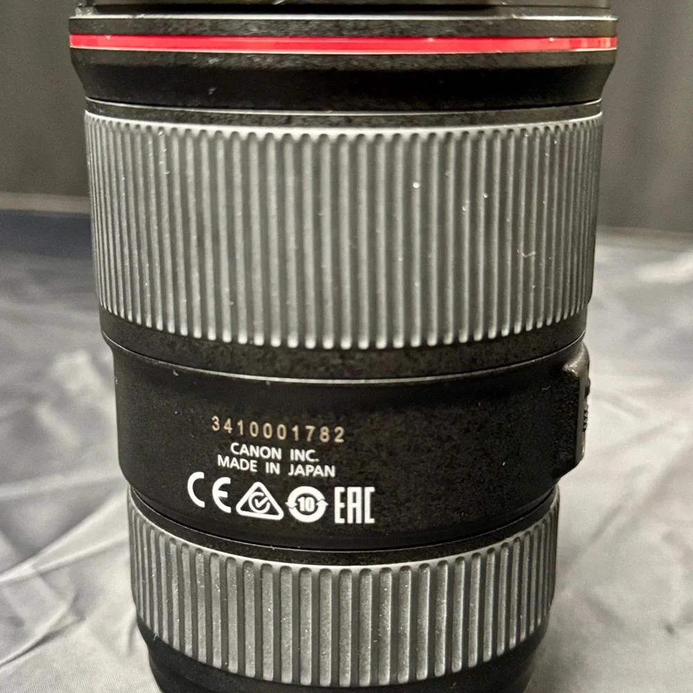 Canon EF 16-35mm f/4 L IS USM Zoom Lens - Great Condition!